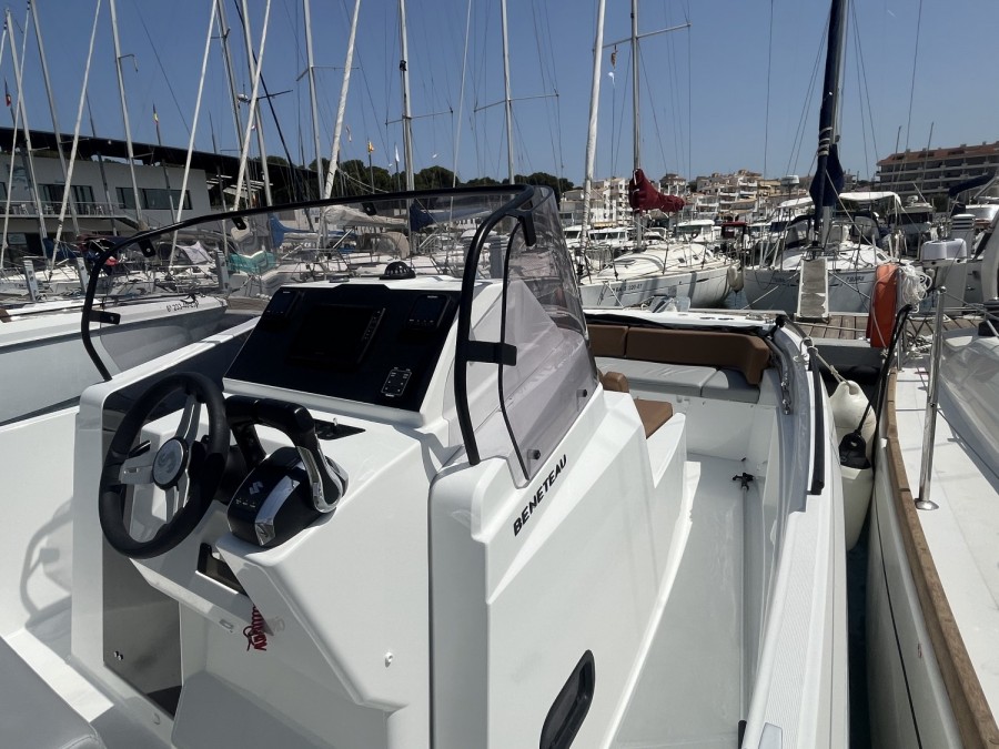 BENETEAU FLYER 9 SPACEDECK - 6