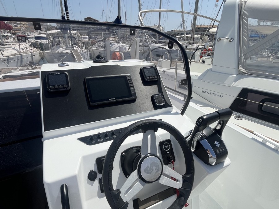 BENETEAU FLYER 9 SPACEDECK - 7