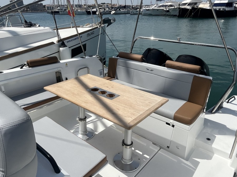 BENETEAU FLYER 9 SPACEDECK - 12