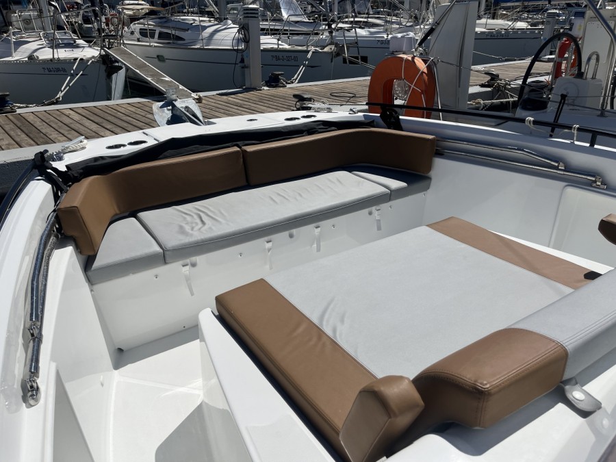 BENETEAU FLYER 9 SPACEDECK - 16