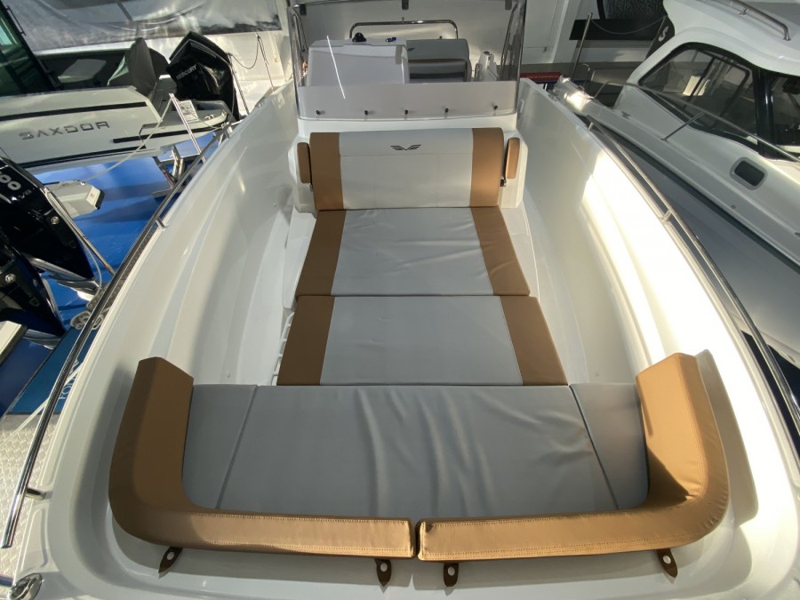 BENETEAU FLYER 9 SPACEDECK - 12