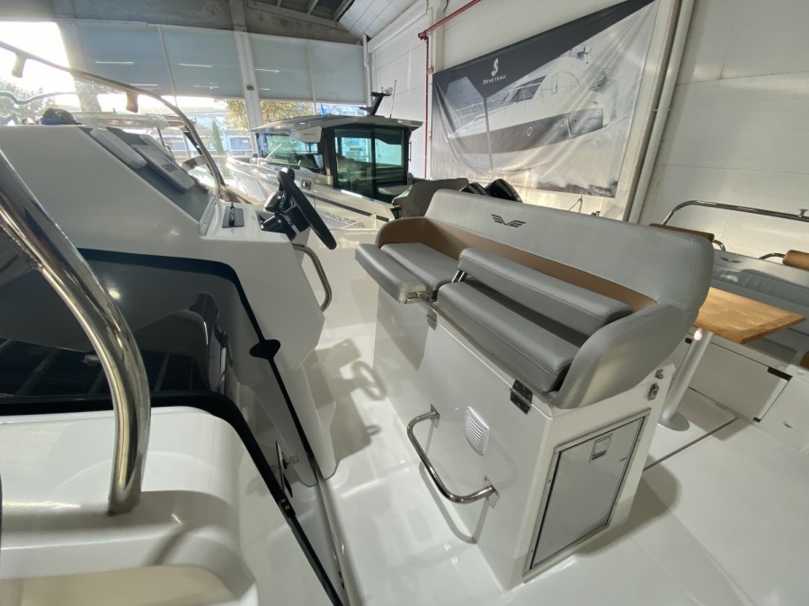 BENETEAU FLYER 9 SPACEDECK - 14