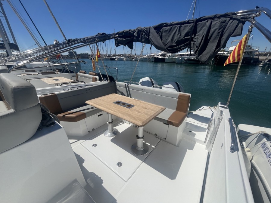 BENETEAU FLYER 9 SUNDECK - 6