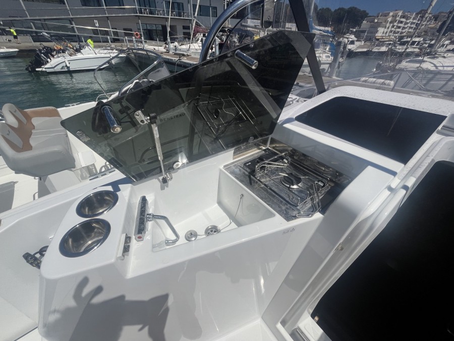 BENETEAU FLYER 9 SUNDECK - 14