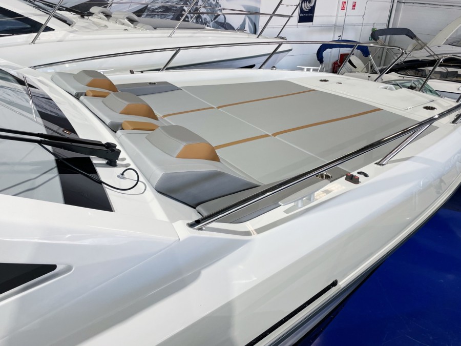 BENETEAU GRAN TURISMO 32 - 4