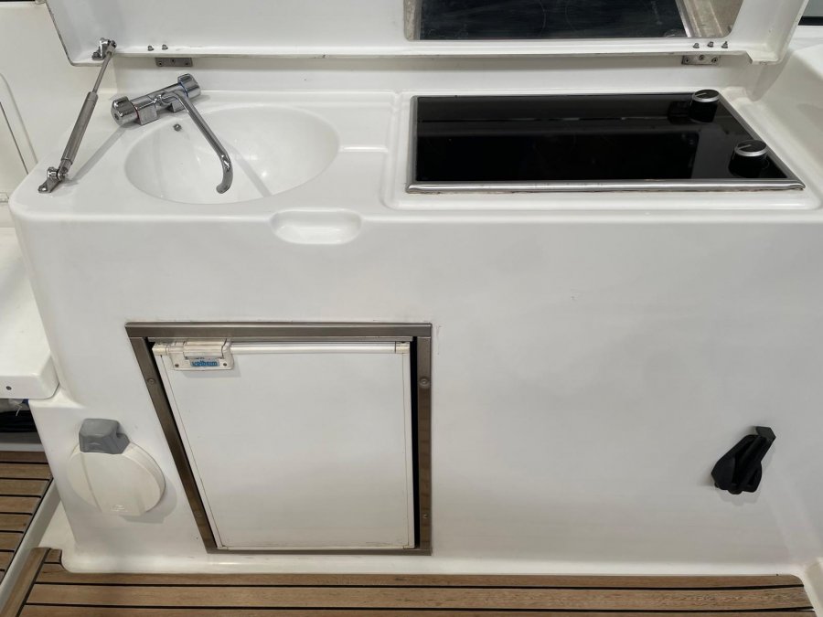 BENETEAU MONTE CARLO 27 - 9