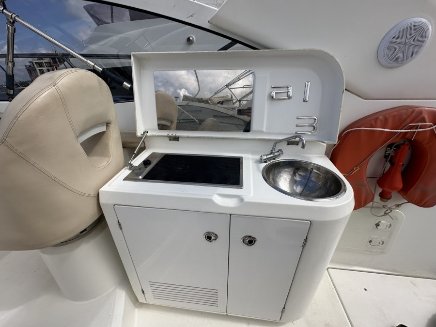 BENETEAU MONTE CARLO 37 OPEN - 11