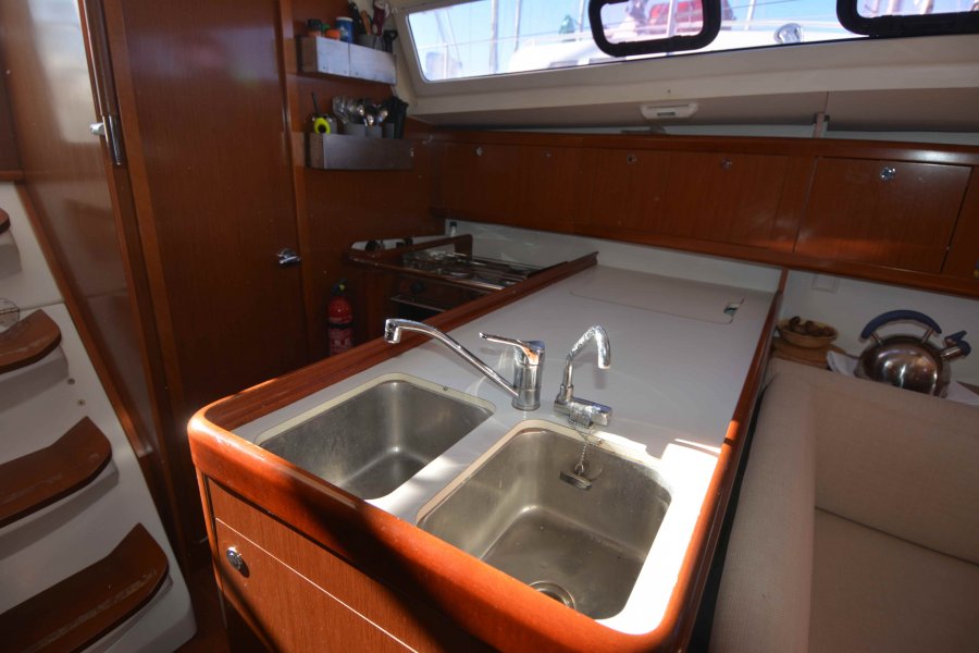 BENETEAU OCEANIS 34 - 11