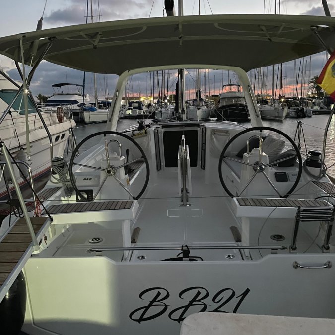 BENETEAU OCEANIS 35.1 - 3