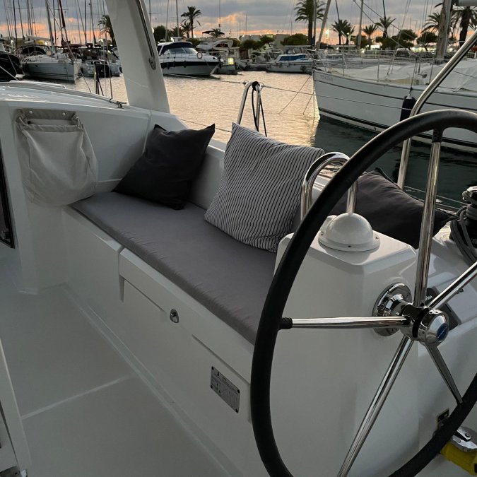 BENETEAU OCEANIS 35.1 - 9