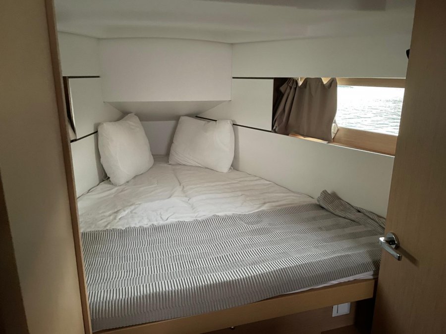 BENETEAU OCEANIS 35.1 - 17