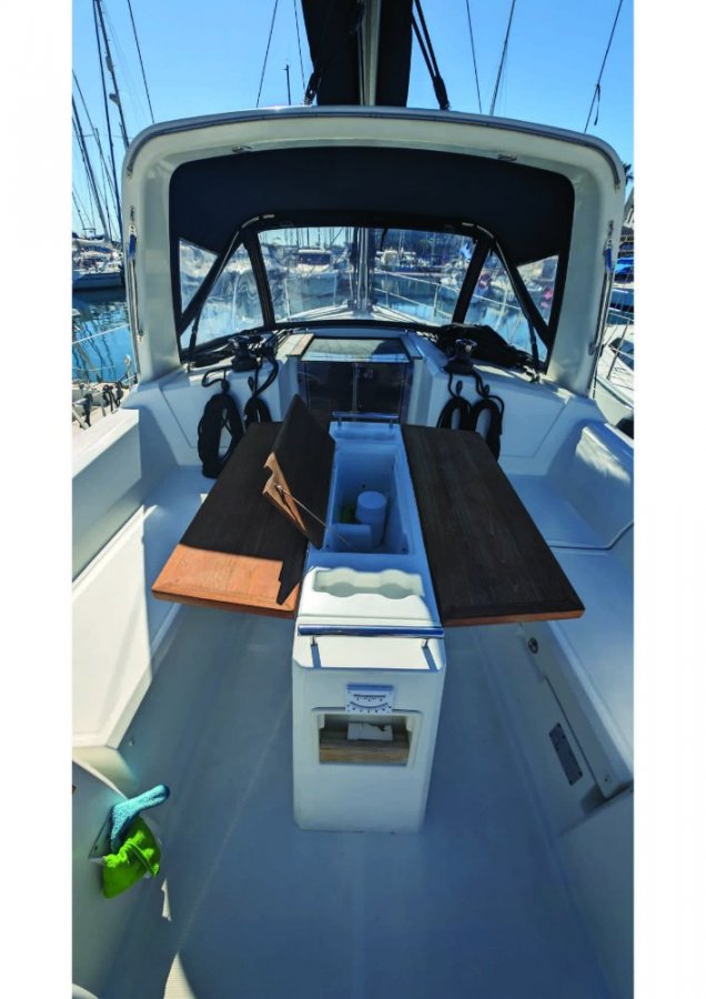 BENETEAU OCEANIS 35 - 9