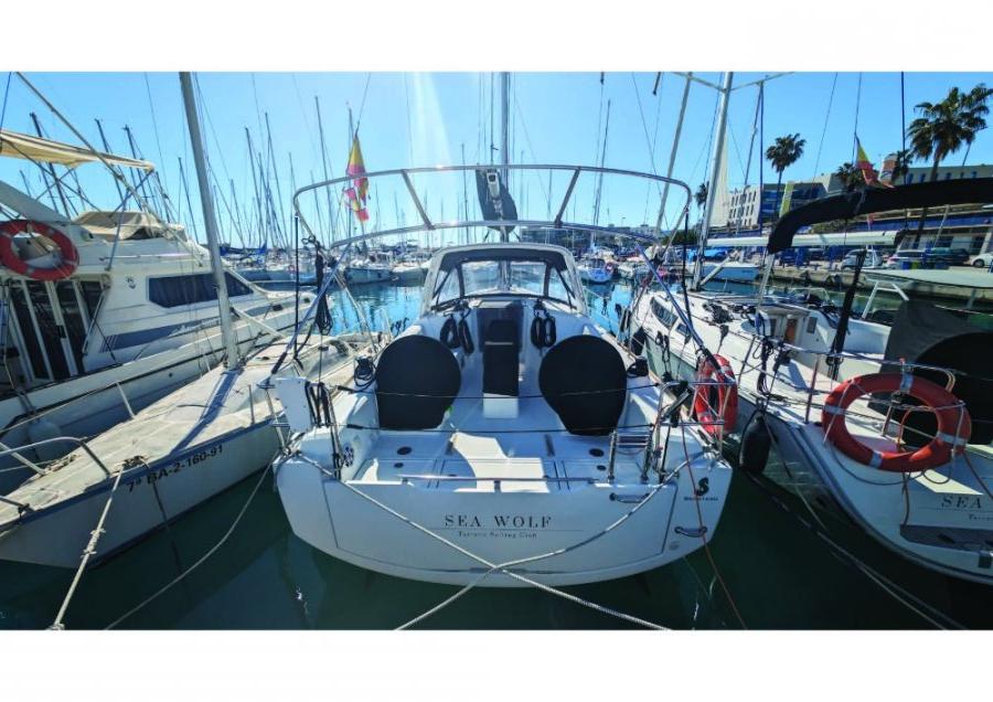 Beneteau Oceanis 35