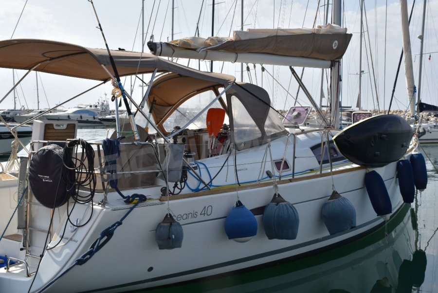 Beneteau Oceanis 40