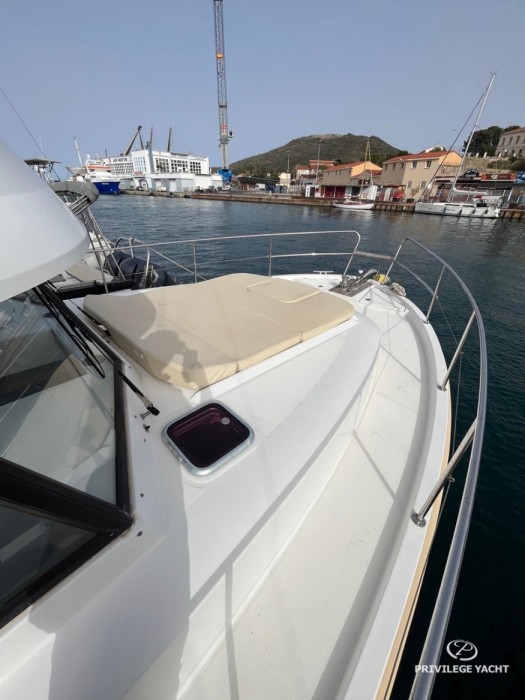 BENETEAU SWIFT TRAWLER 34 FLY - 12