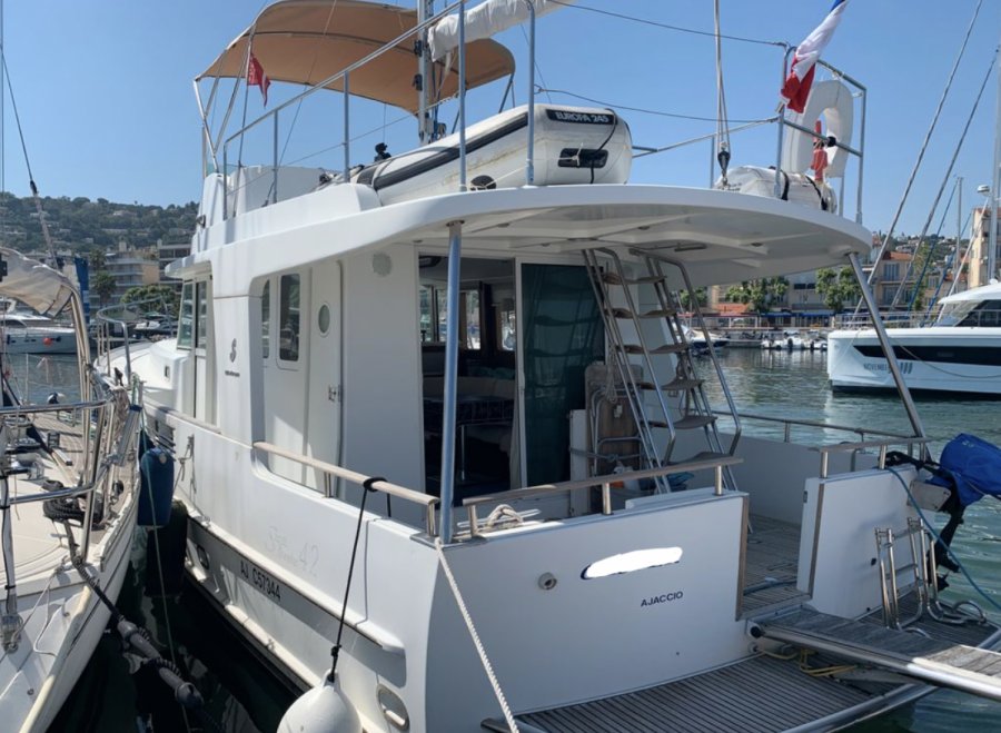 BENETEAU SWIFT TRAWLER 42 - 3