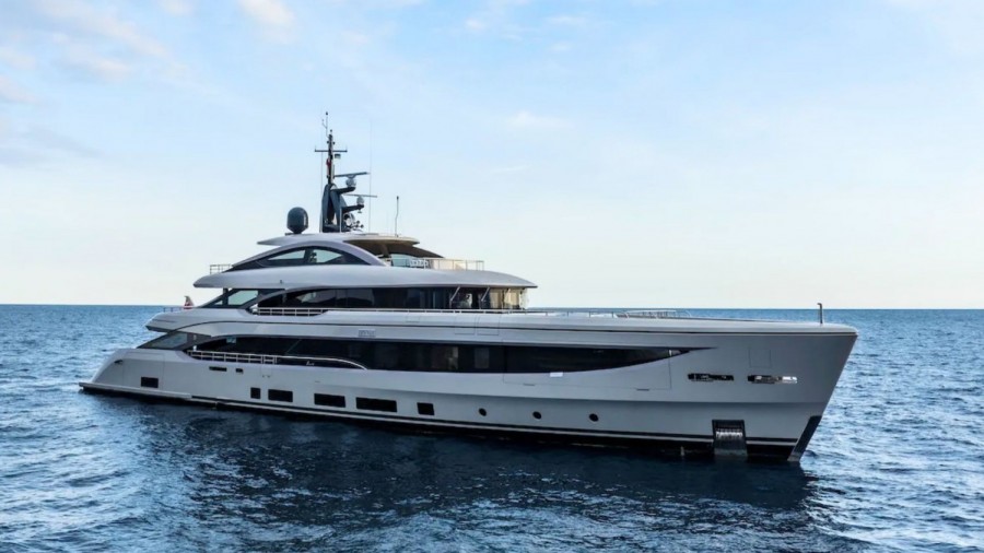 Benetti 50