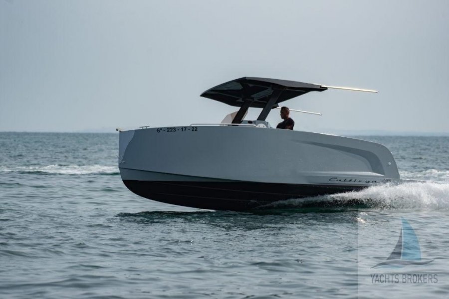 BOATS MAK CATTLEYA X6 OPEN - 16