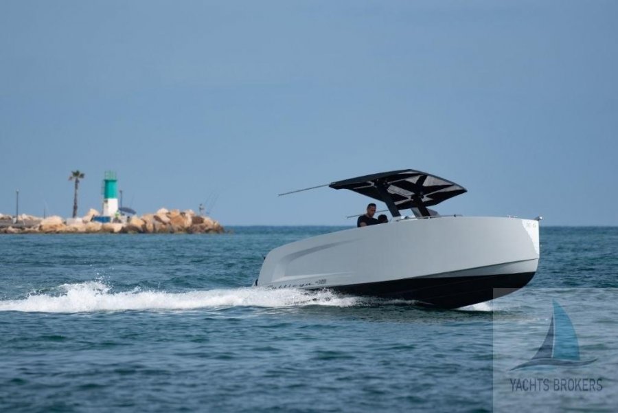 BOATS MAK CATTLEYA X6 OPEN - 19