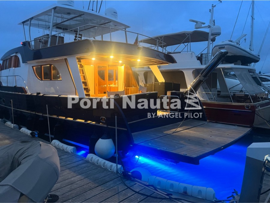 CANTIERE NAUTICO AZZURRO 64 - 12