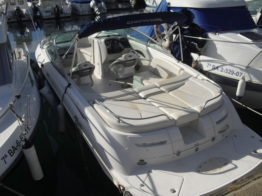 Chaparral 236 SSI