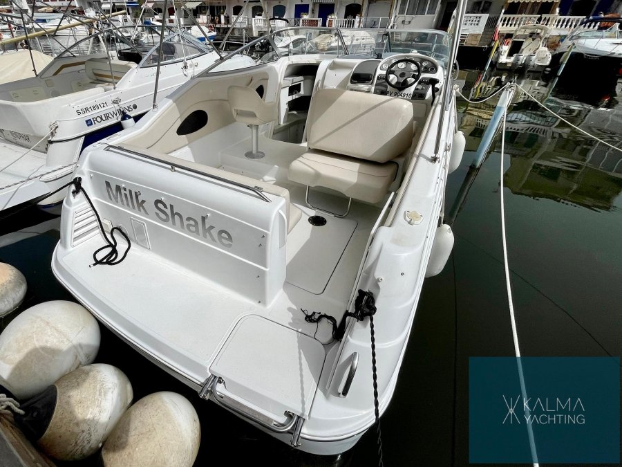 CHRIS CRAFT CROWNE 25 - 9