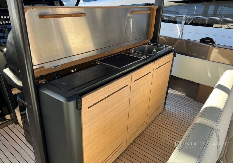 CRANCHI A46 LUXURY TENDER - 18