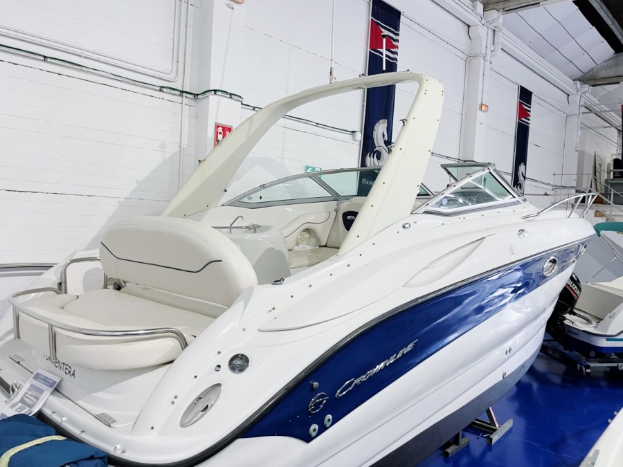 CROWNLINE 270 CR - 1