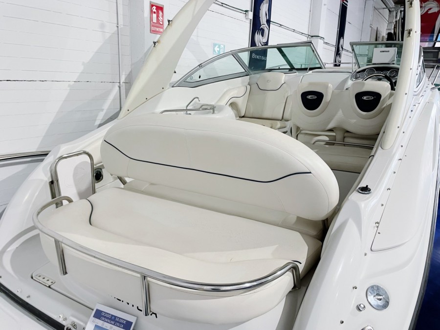 CROWNLINE 270 CR - 9