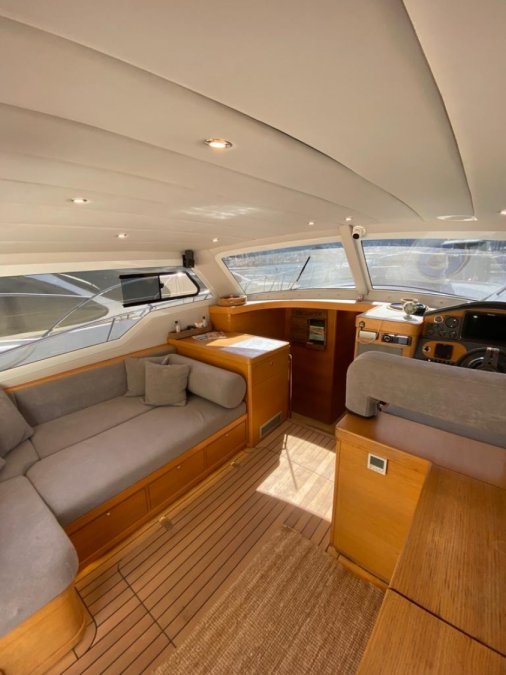 CUSTOM MOTORYACHT - 6