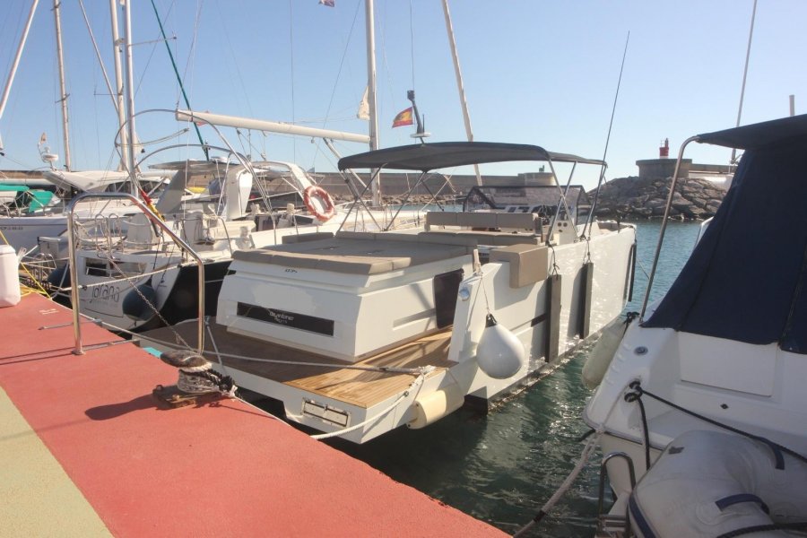 DE ANTONIO YACHTS D34 CRUISER - 2