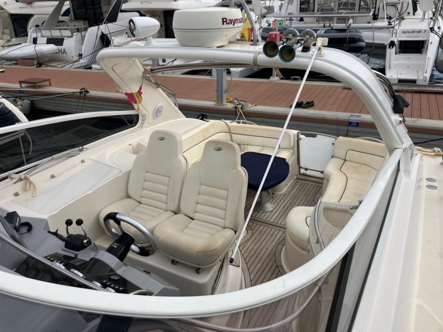 ELAN MOTORYACHTS POWER 35 - 5