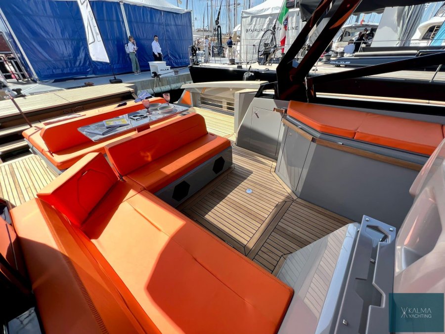 EVO YACHTS R4 - 24