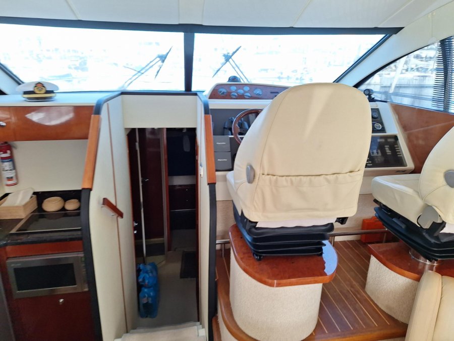 FAIRLINE PHANTOM 46 - 15