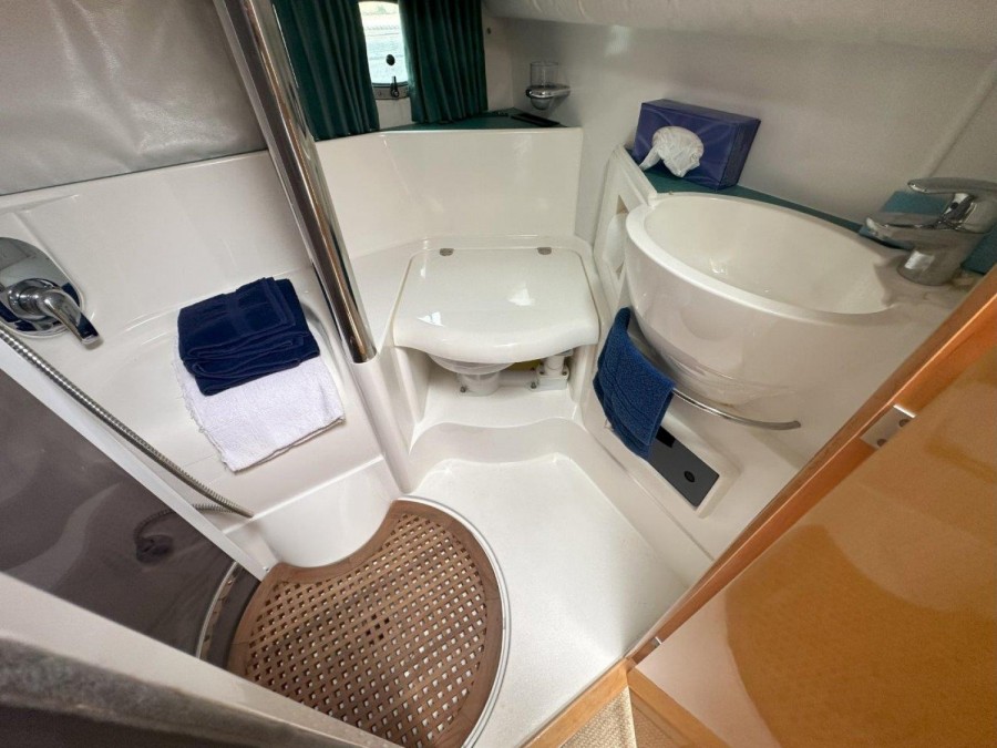 FAIRLINE TARGA 34 - 28