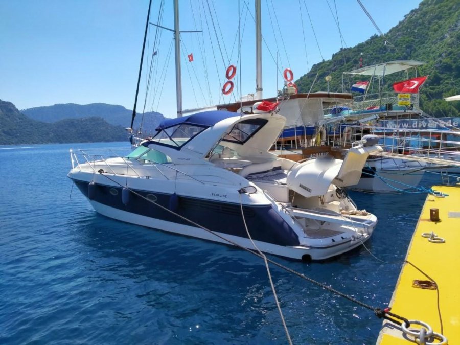 FAIRLINE TARGA 43 - 1