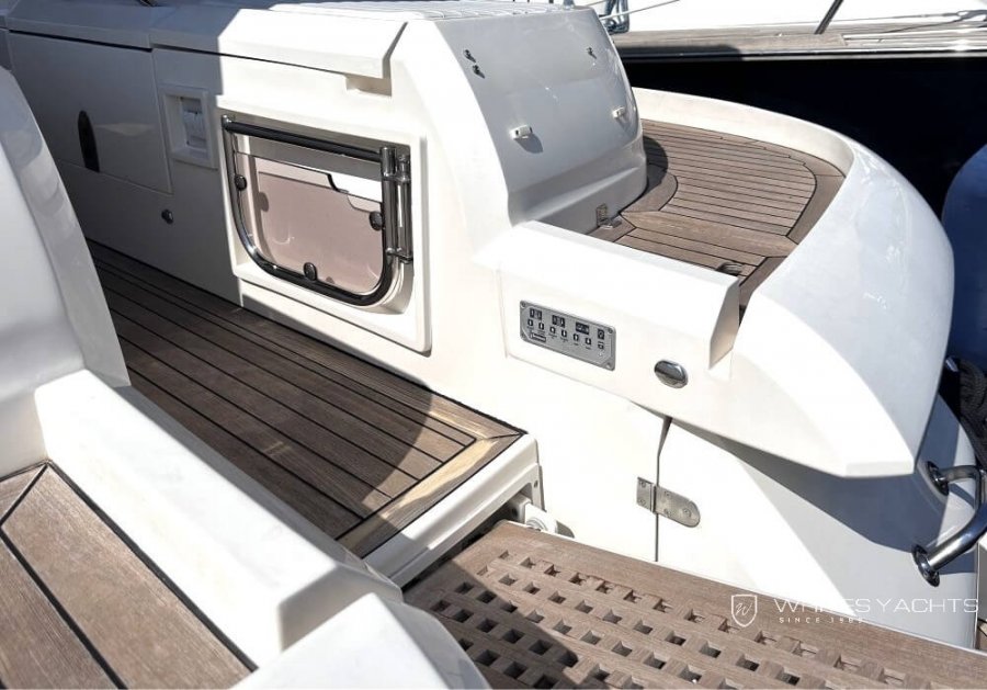 FAIRLINE TARGA 52 - 12