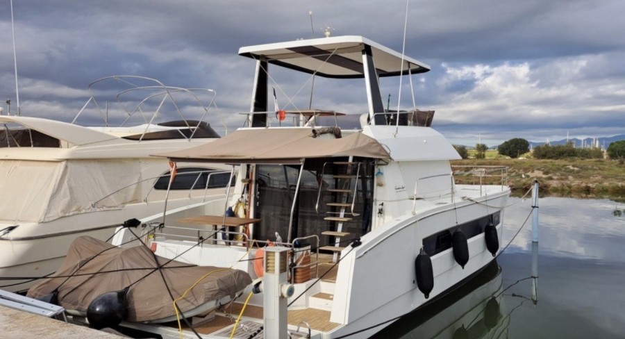 FOUNTAINE PAJOT MY 37 - 3