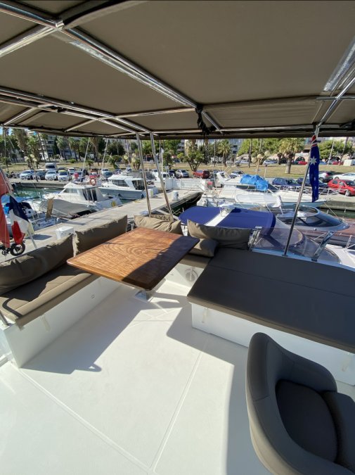 FOUNTAINE PAJOT MY 37 - 17