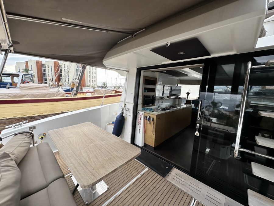 FOUNTAINE PAJOT MY 37 - 33