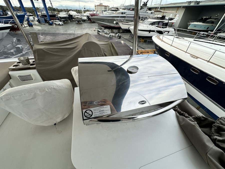 FOUNTAINE PAJOT MY 37 - 42