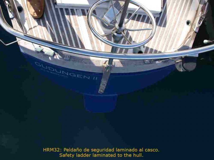 HALLBERG RASSY MISTRAL - 16