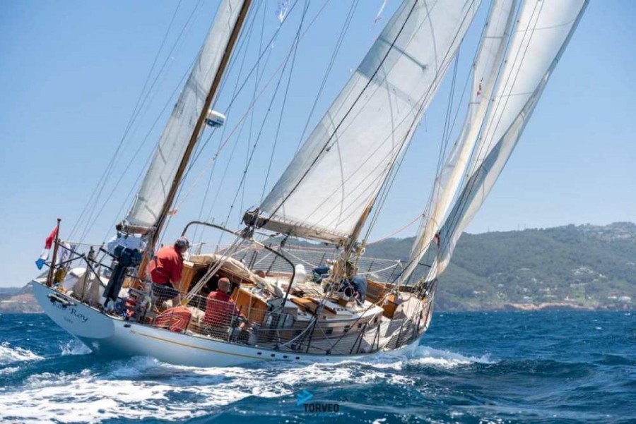 HERBERT WOODS CLASSIC YAWL - 1