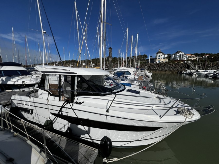 Jeanneau Merry Fisher 895