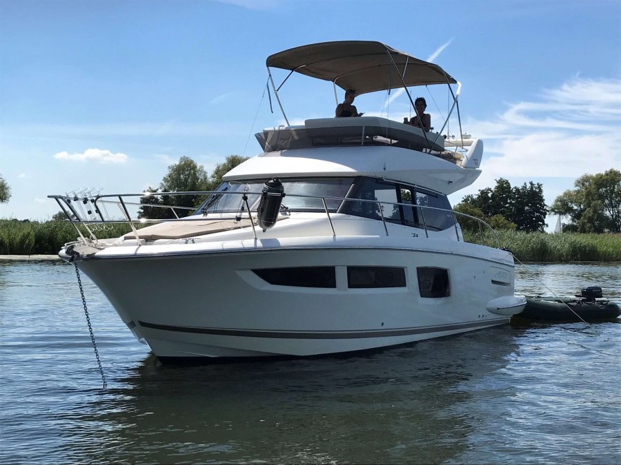 JEANNEAU PRESTIGE 350 FLY - 2