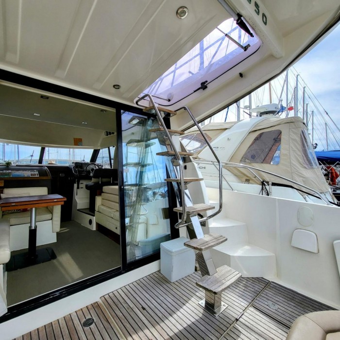 JEANNEAU PRESTIGE 350 FLY - 7