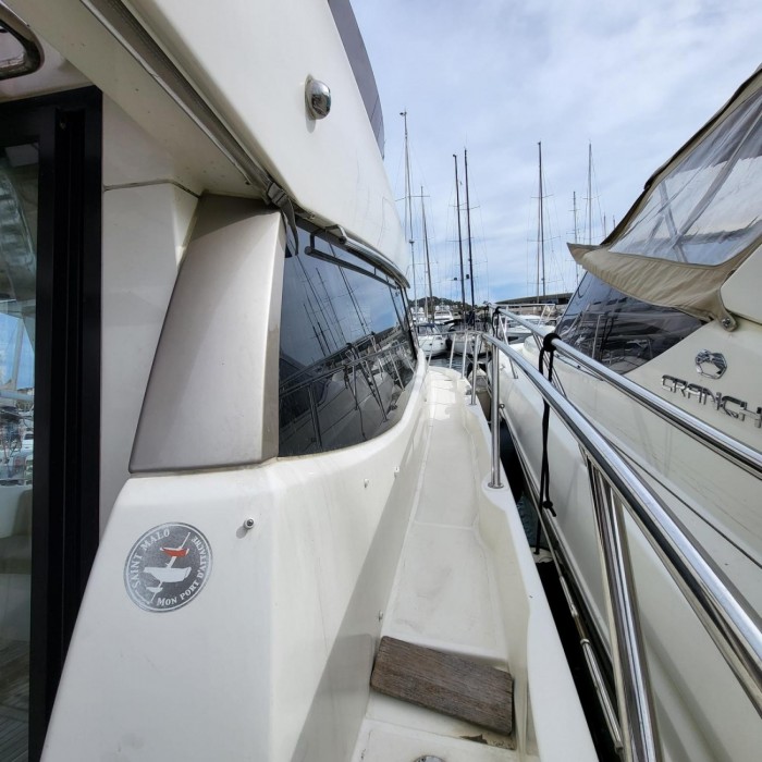 JEANNEAU PRESTIGE 350 FLY - 8