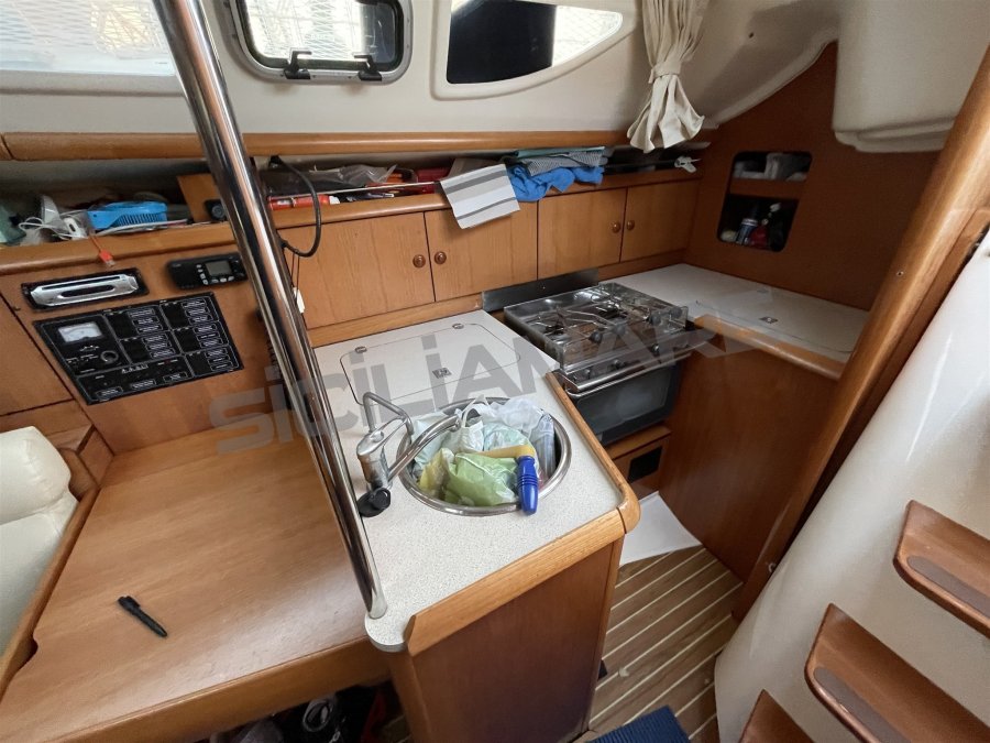 JEANNEAU SUN ODYSSEY 32 - 10