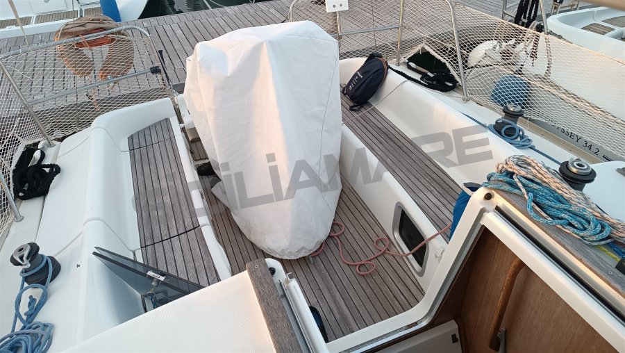 JEANNEAU SUN ODYSSEY 32 - 17