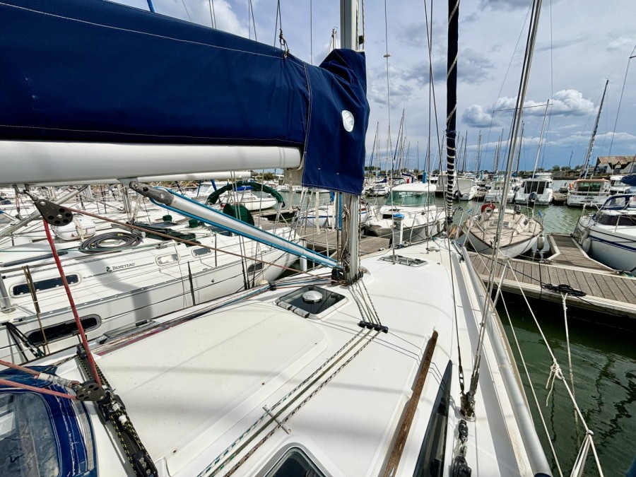 JEANNEAU SUN ODYSSEY 35 - 8